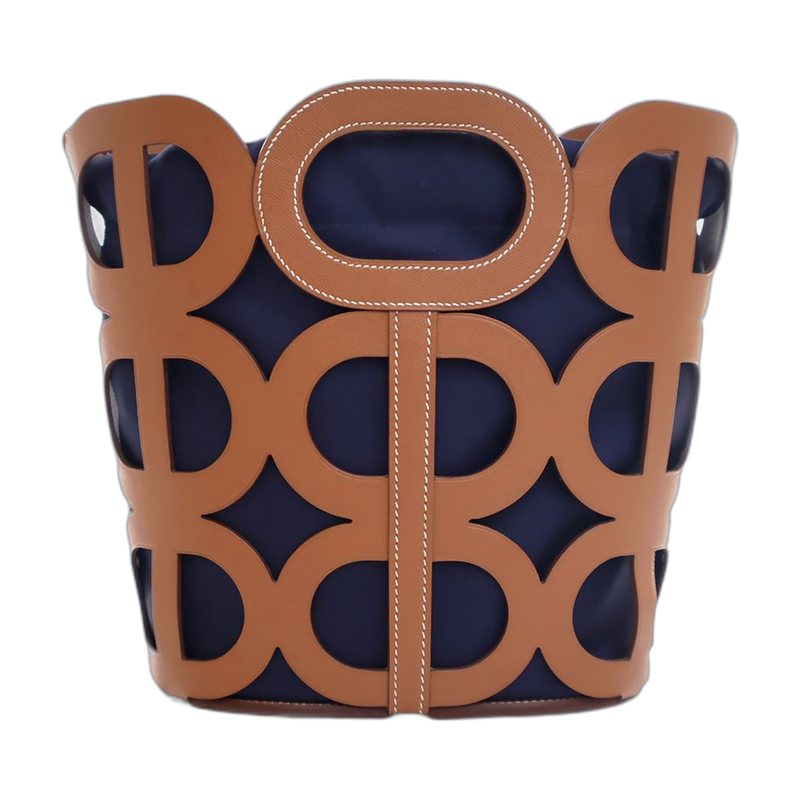 The Luxury Closet listing