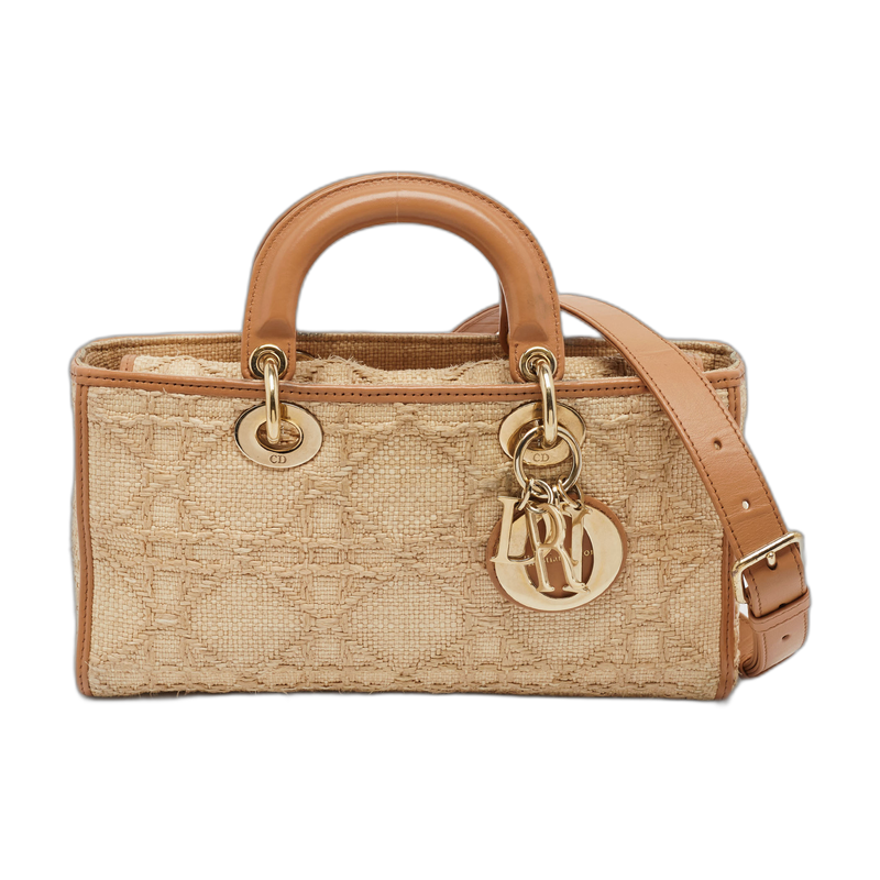 The Luxury Closet listing