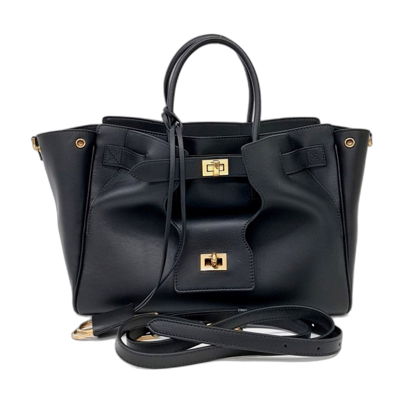 The Luxury Closet listing